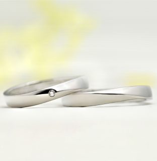 フォルムポッシュオーダーメイド結婚指輪作品＿02_シンプルなS字の結婚指輪-03
