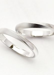 フォルムポッシュ結婚指輪 アントレット01