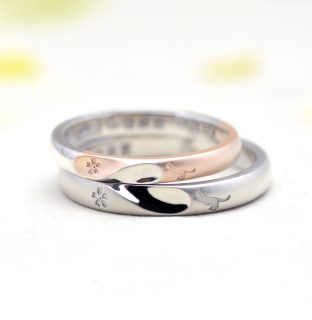 フォルムポッシュオーダーメイド結婚指輪作品＿11 猫と合わせハートと桜の結婚指輪